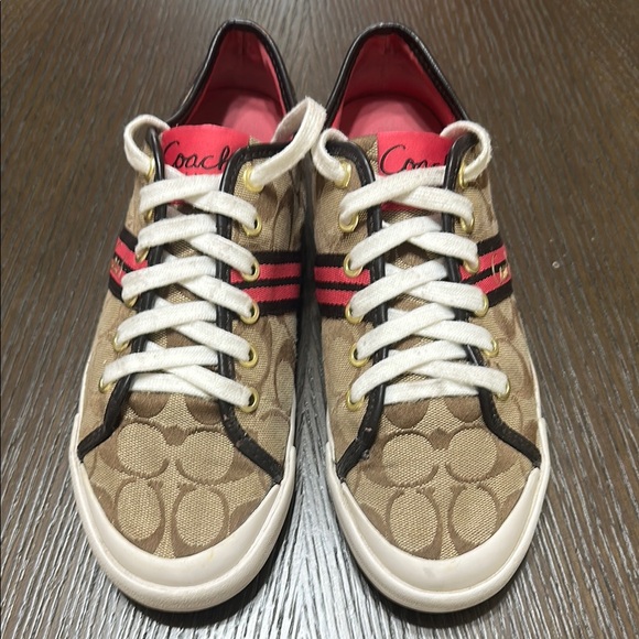 Coach‎ Beige and Pink Sneakers - Picture 1 of 7